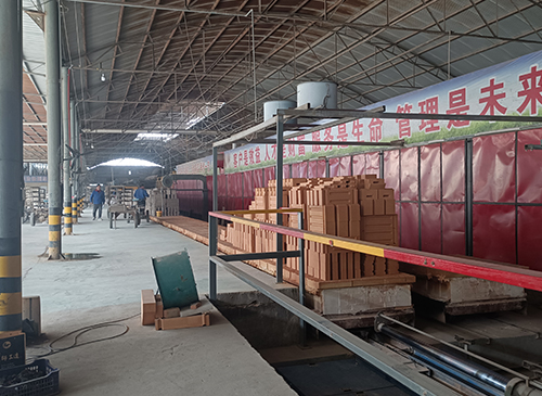 什么是耐火磚的干燥，干燥過程分為哪幾個階段?